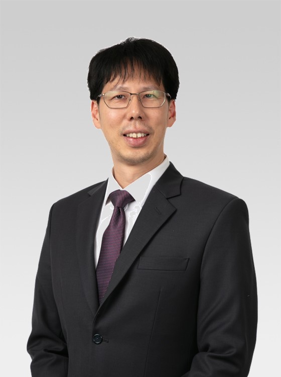 Dr Chou Hong